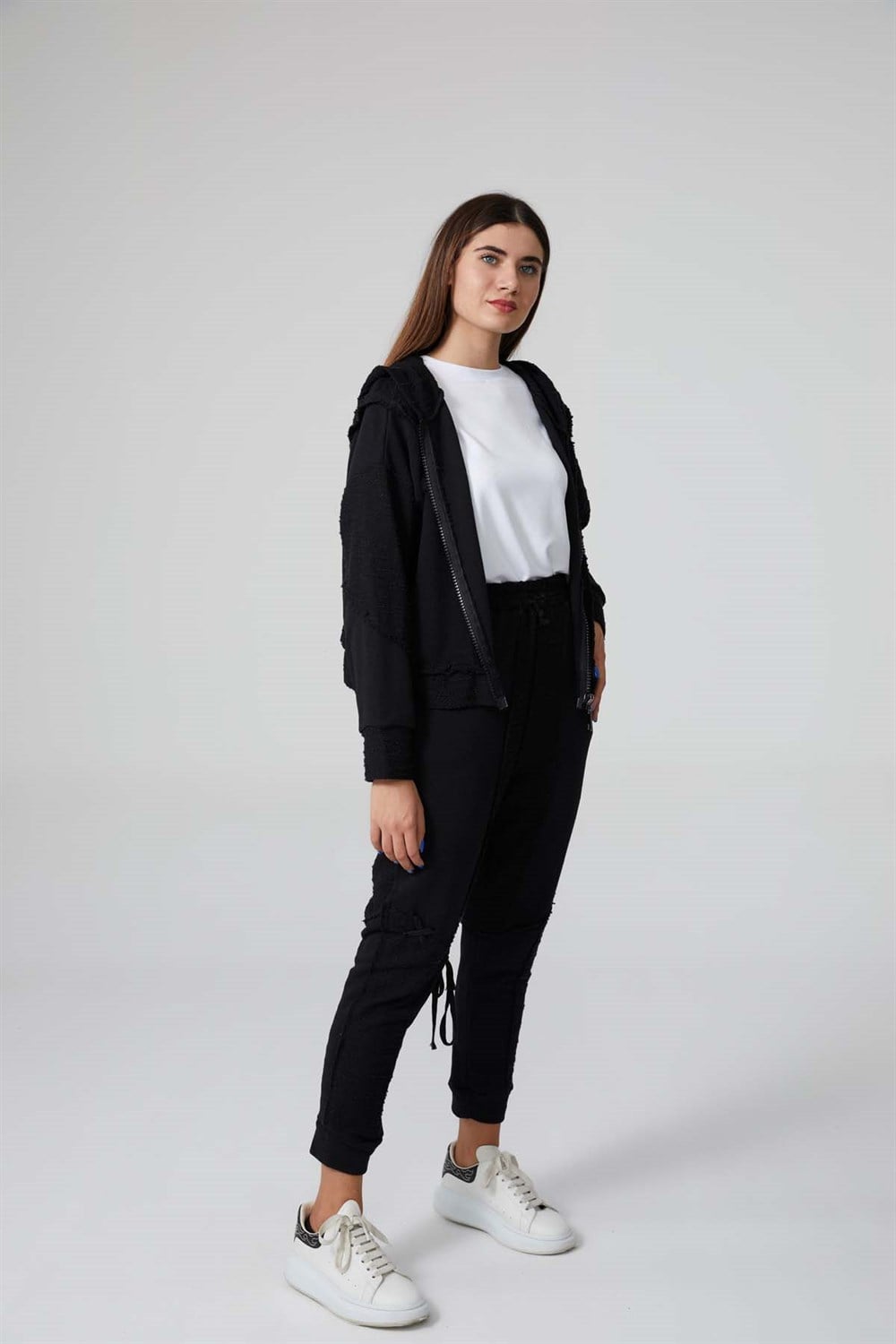 KAPSONLU FERMUARLI SWEATSHIRT - SİYAH