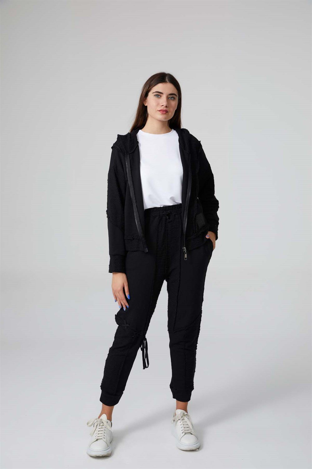 KAPSONLU FERMUARLI SWEATSHIRT - SİYAH
