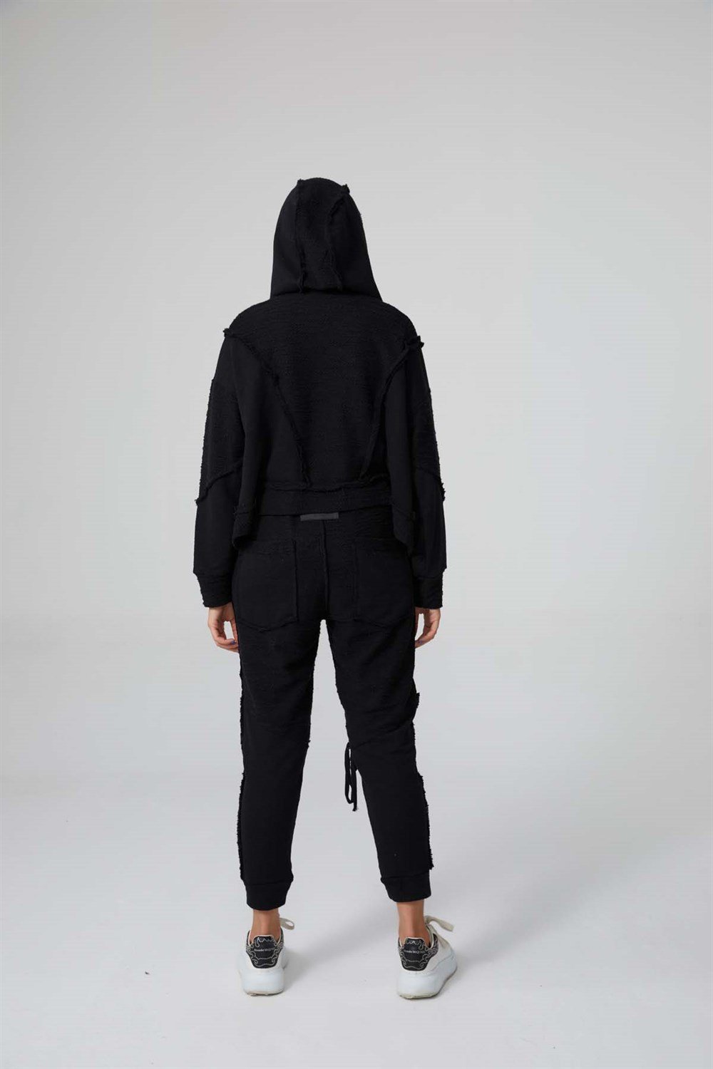 KAPSONLU FERMUARLI SWEATSHIRT - SİYAH