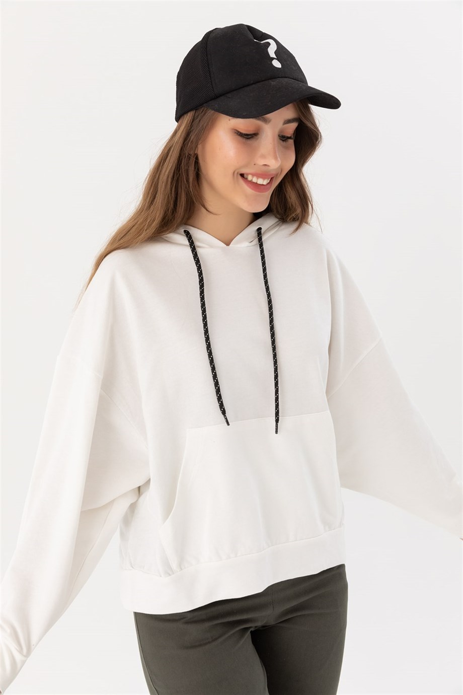 Siyah İp Kapüşonlu Sweat