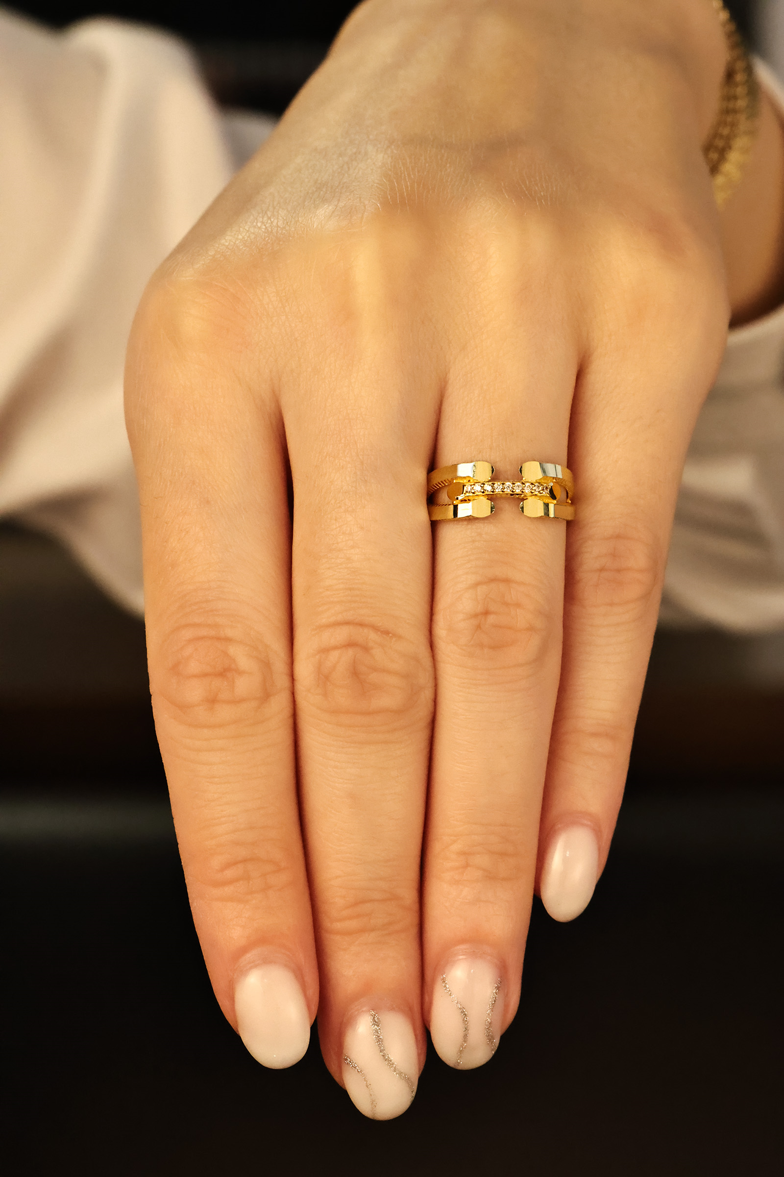 Fay YamanerAJDAYZK6Altın