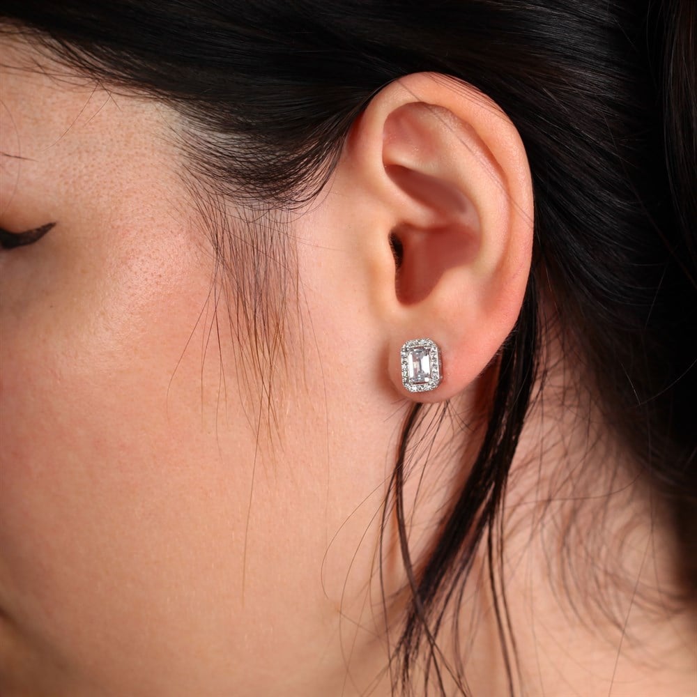 Fay YamanerGKU019Altın Küpe