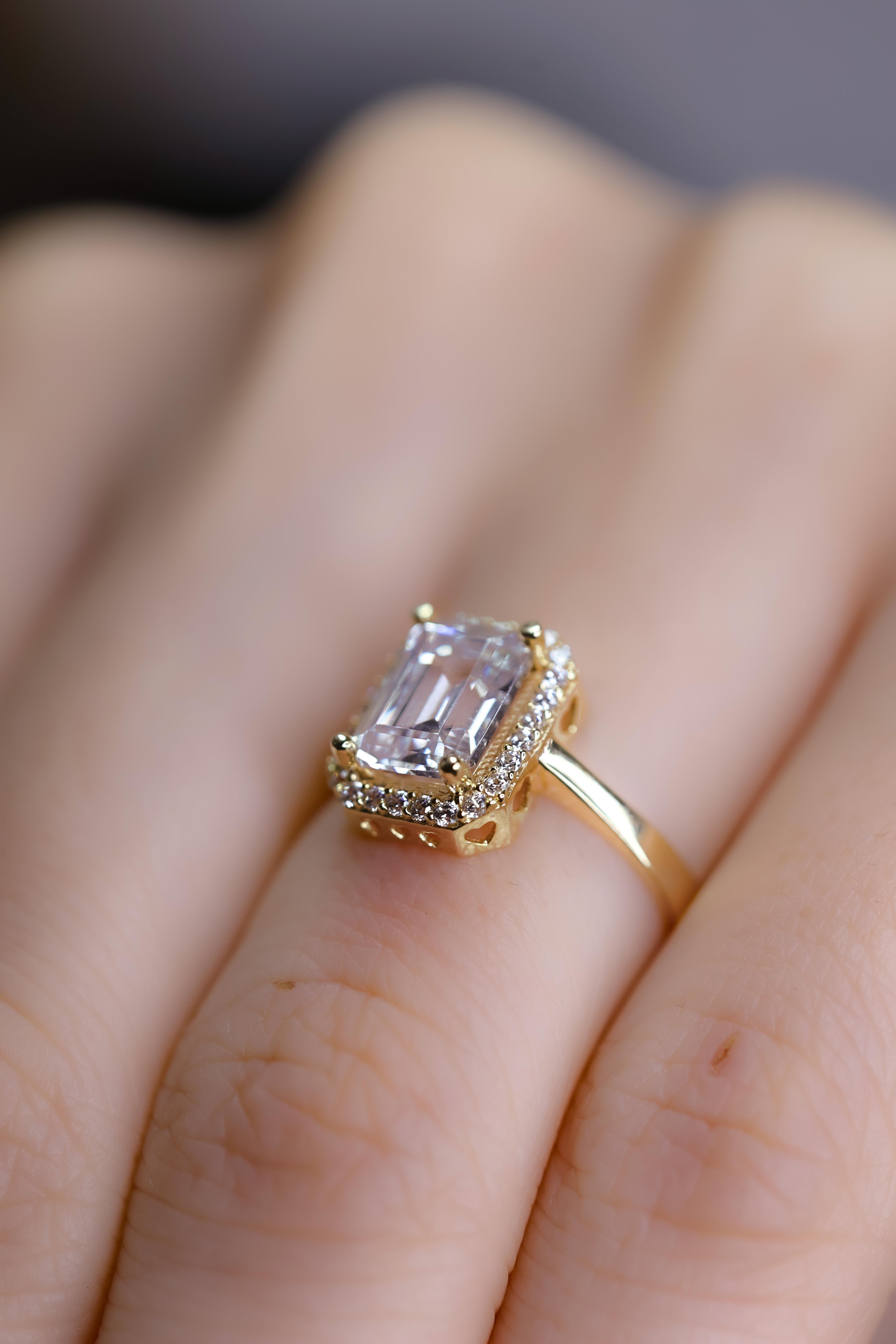 Fay YamanerGBA041Altın Yüzük