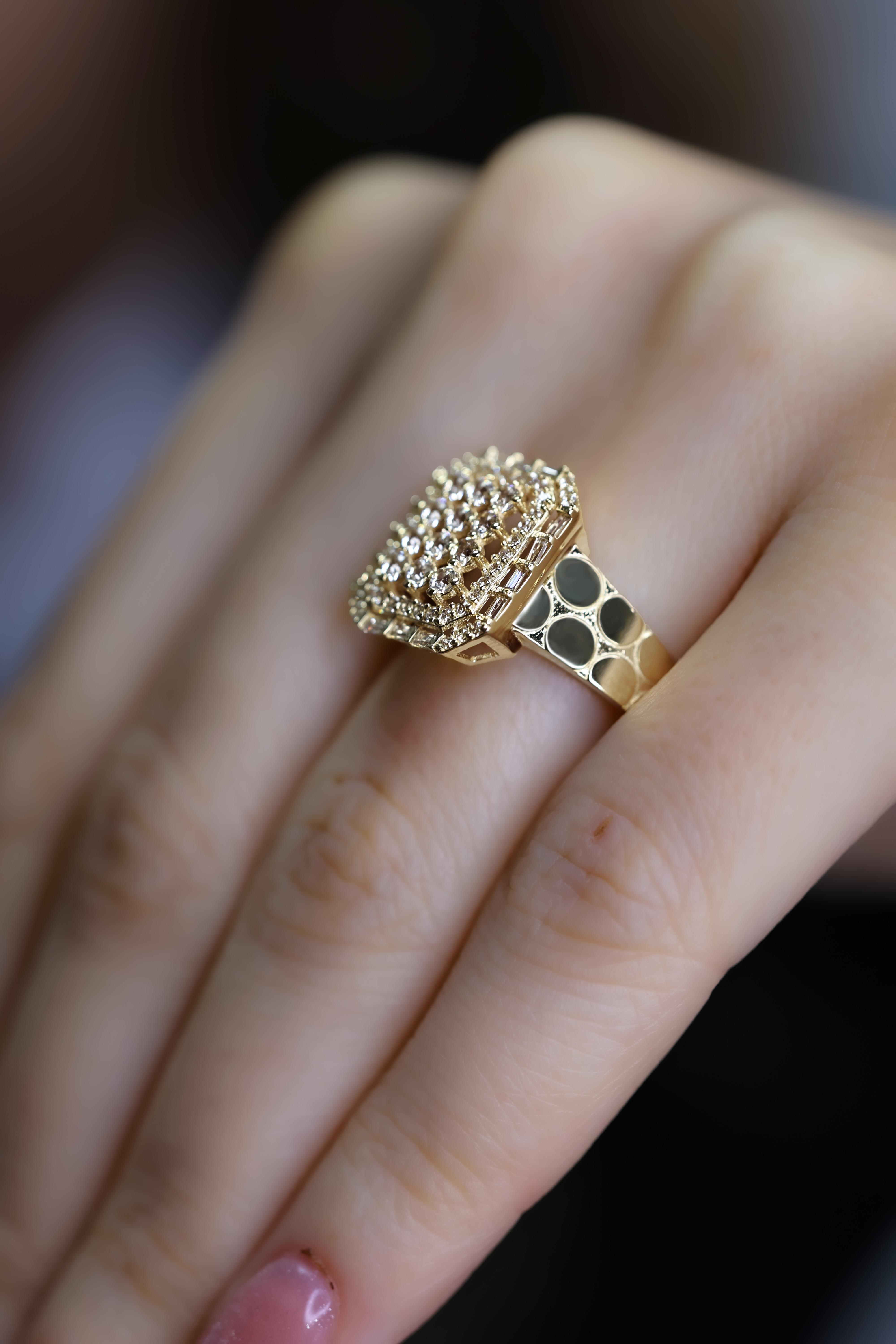 Fay YamanerGBA076Altın Yüzük