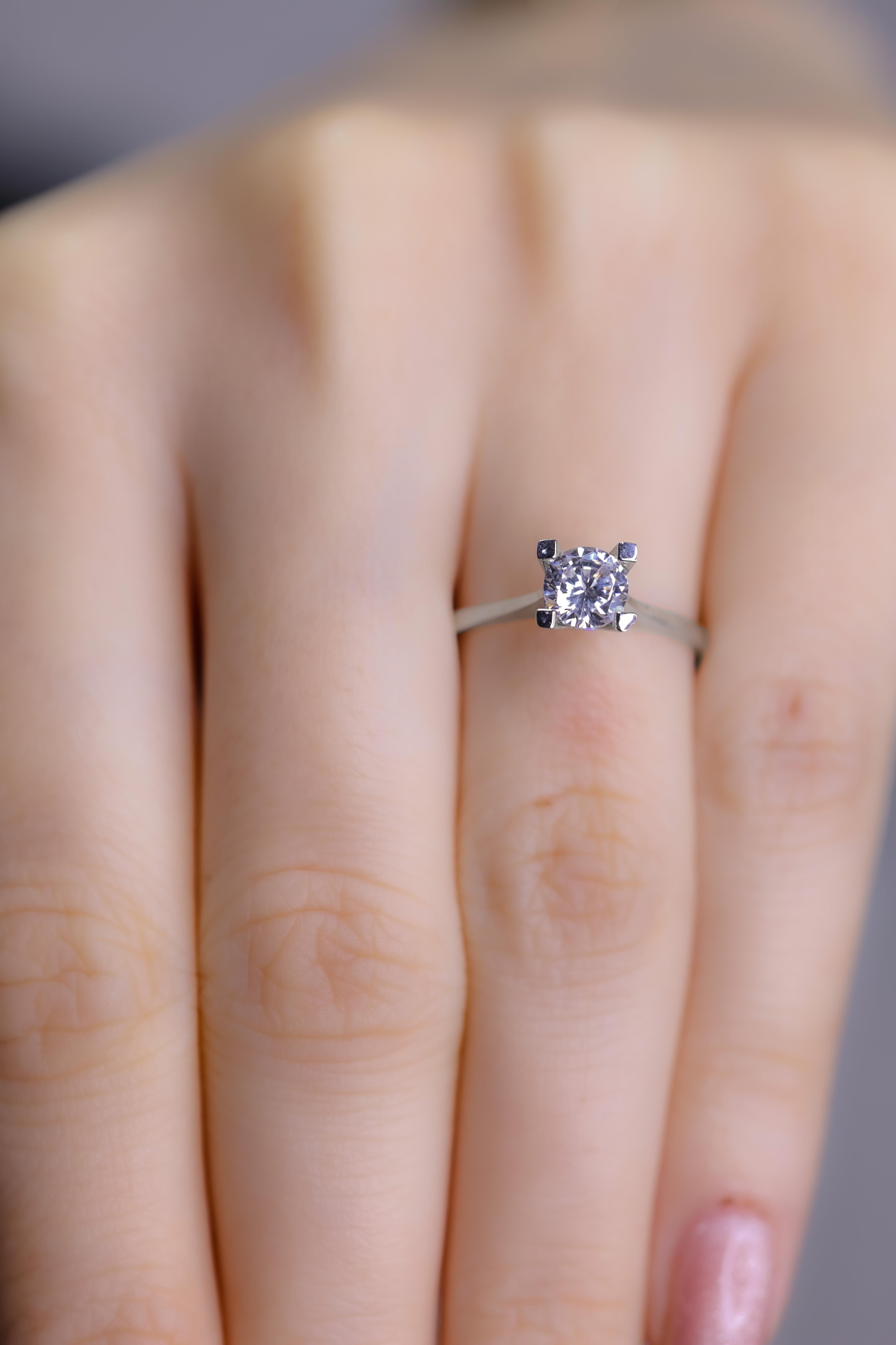 Fay YamanerGYZ021Altın Yüzük