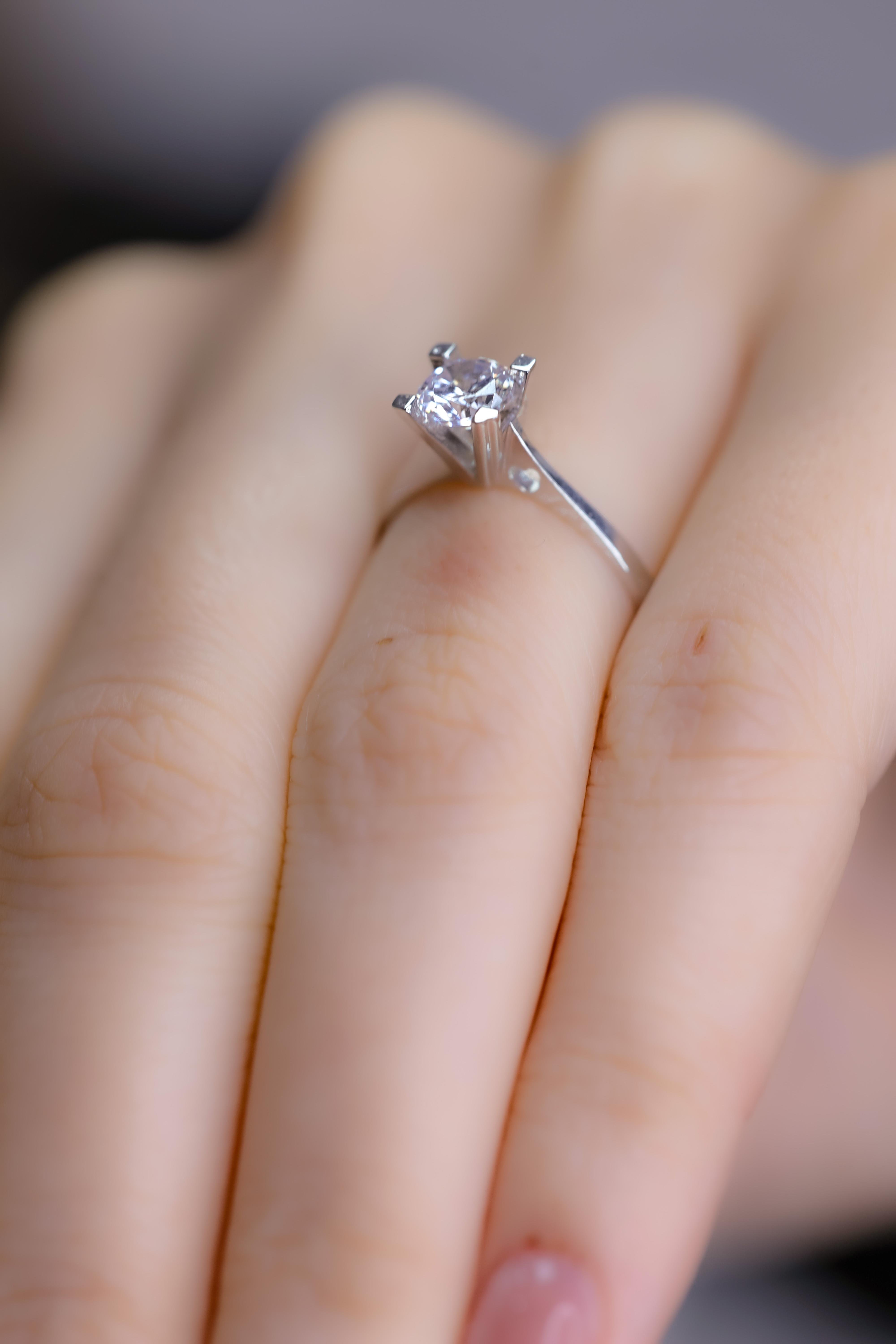 Fay YamanerGYZ021Altın Yüzük