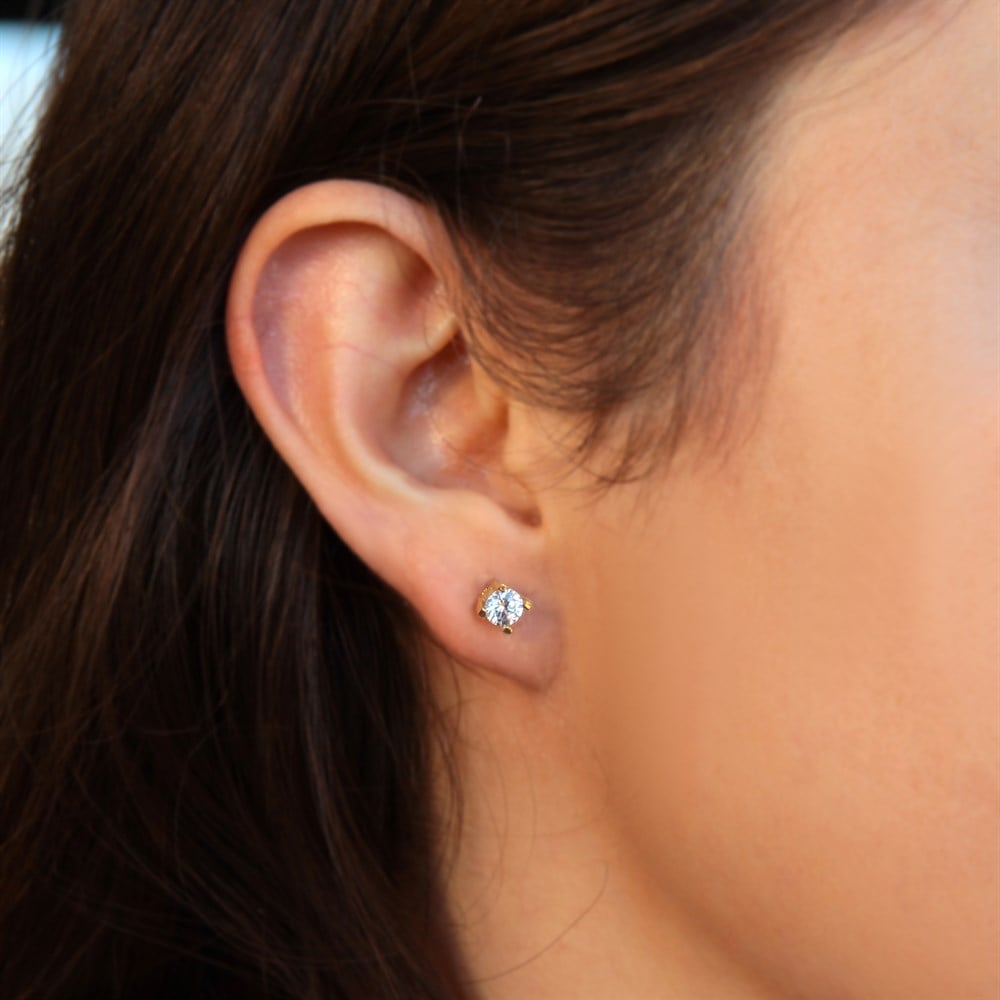 Fay YamanerGKU011Altın Küpe