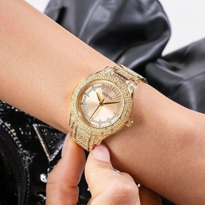 GuessGUGW0746L2Saat