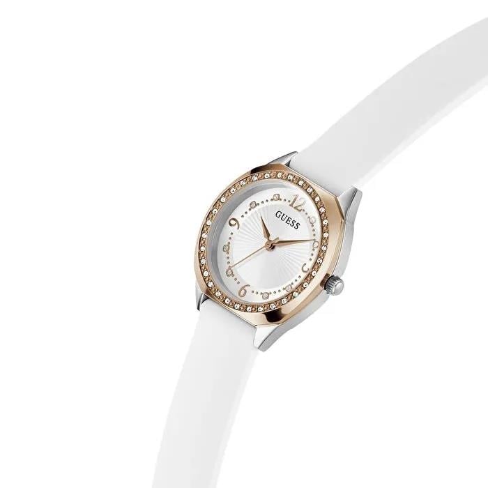 GuessGUGW0820L3Saat