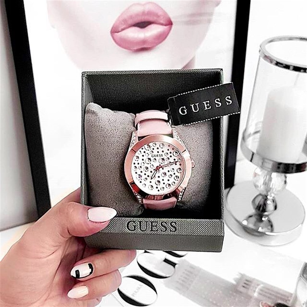 Guess GUW1065L1 Kadın Kol Saati