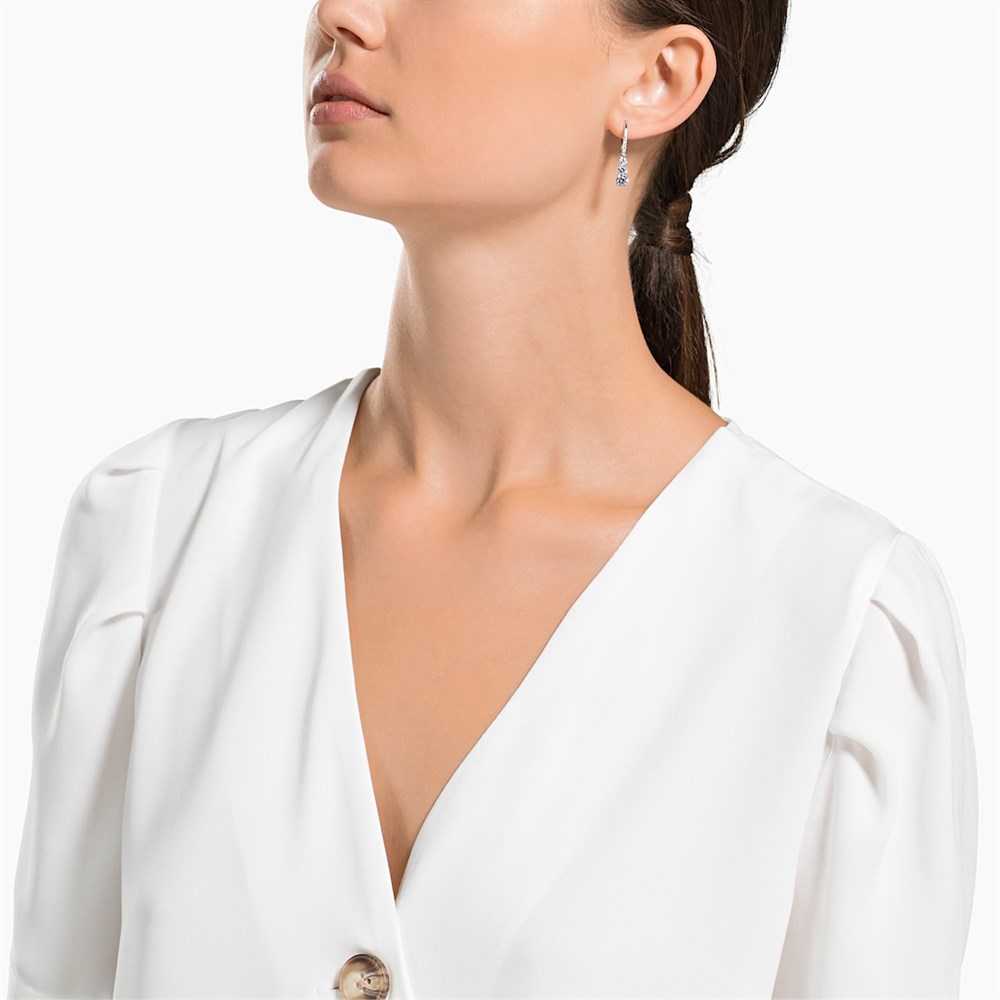 Swarovksi 5416155 Küpe Attract Trilogy Round