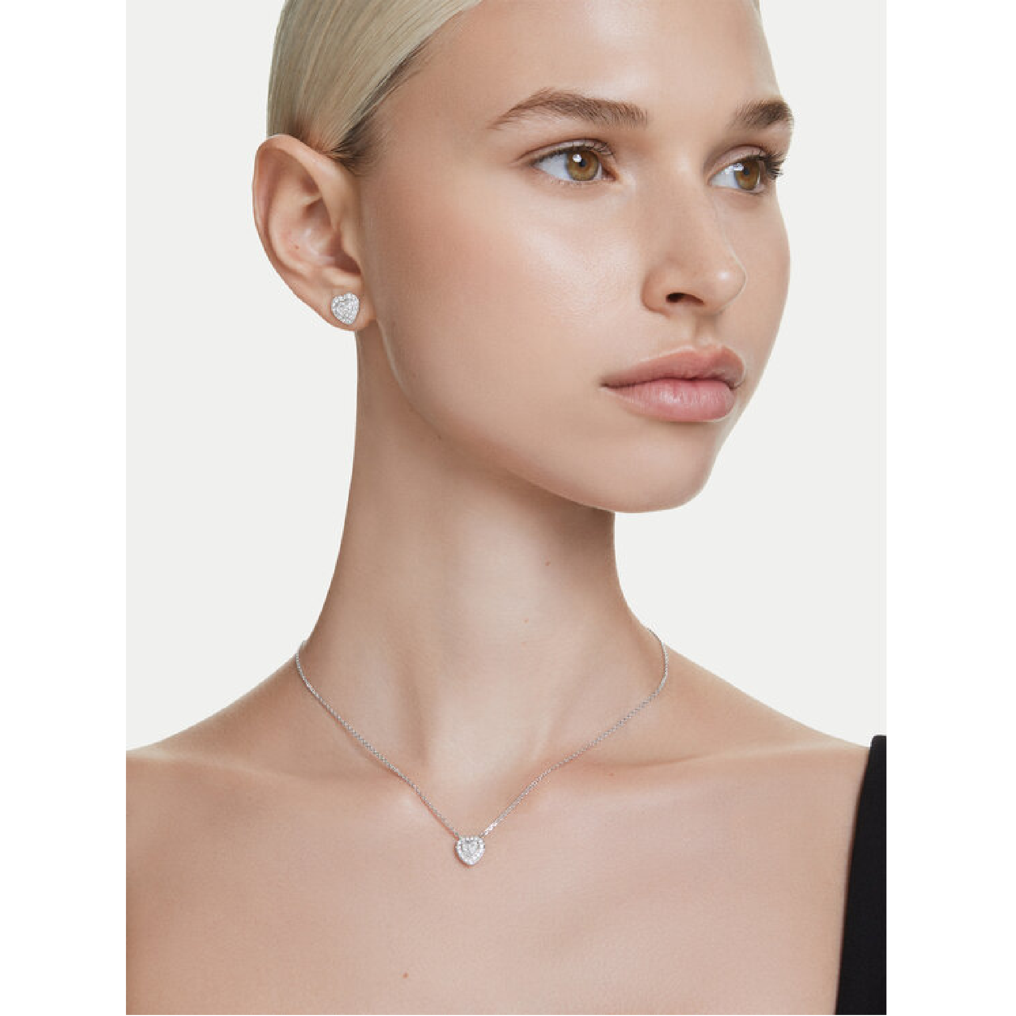 Swarovski5720852Swarovski Kolye