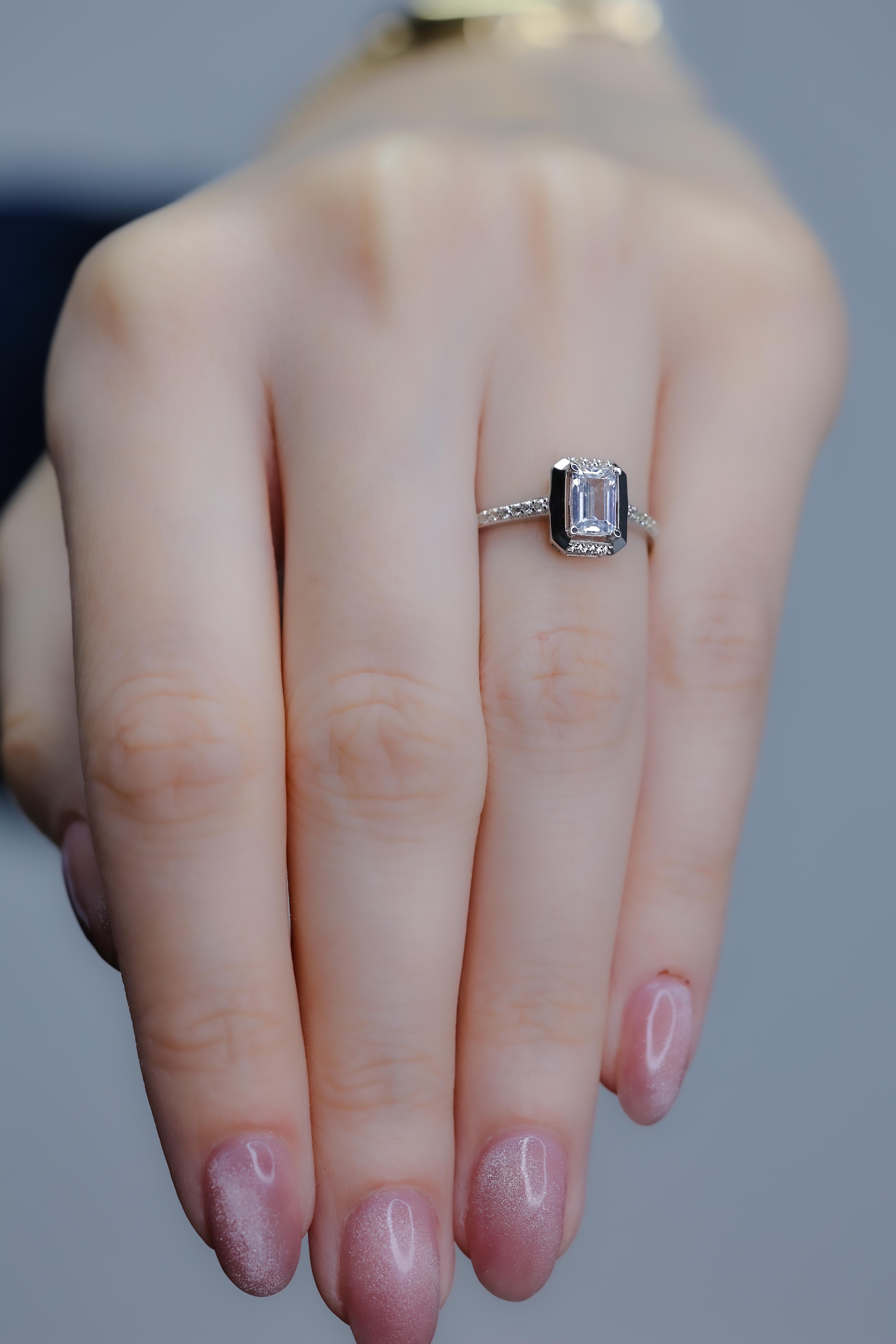 Fay YamanerGBA026Altın Yüzük