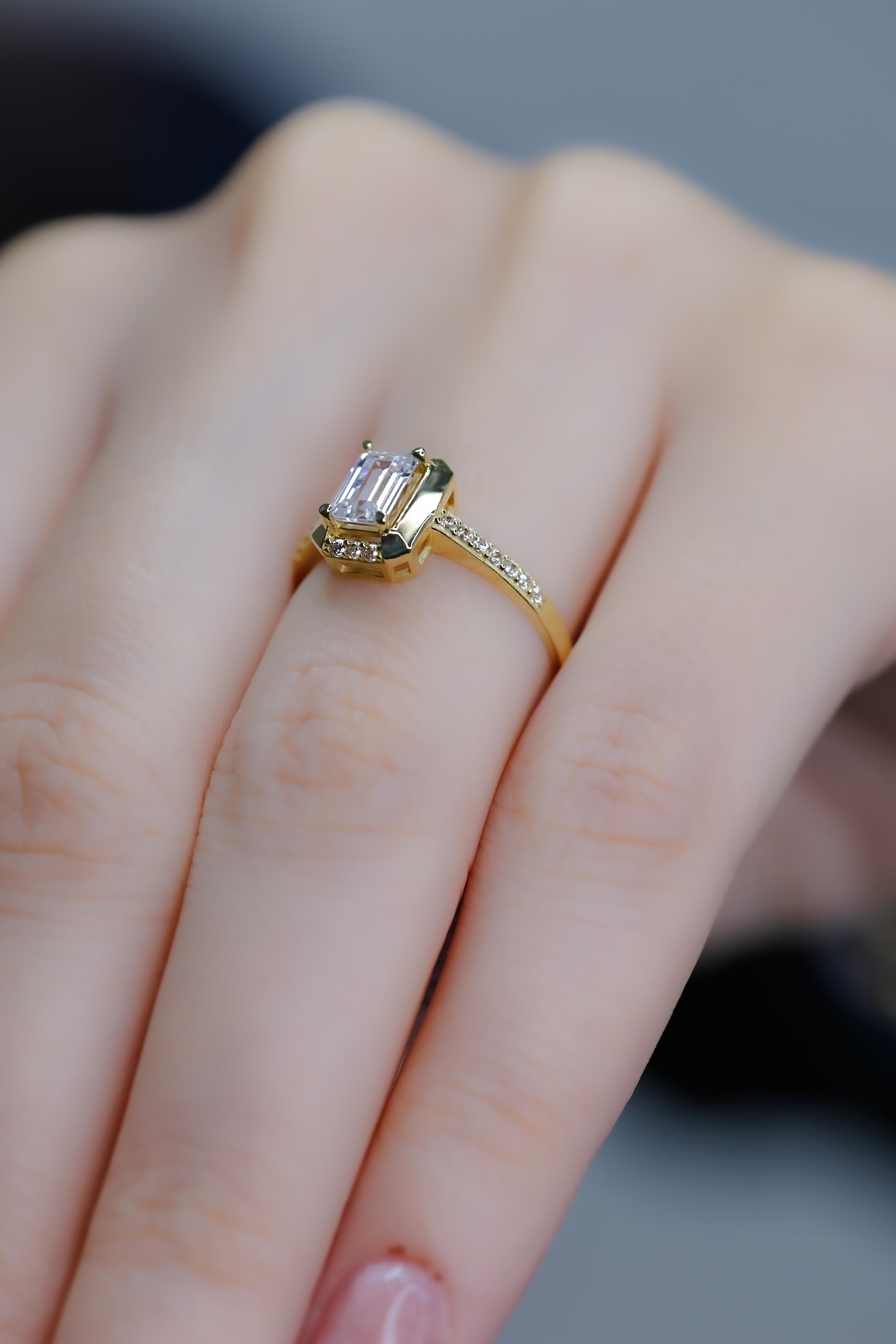 Fay YamanerGBA026Altın Yüzük