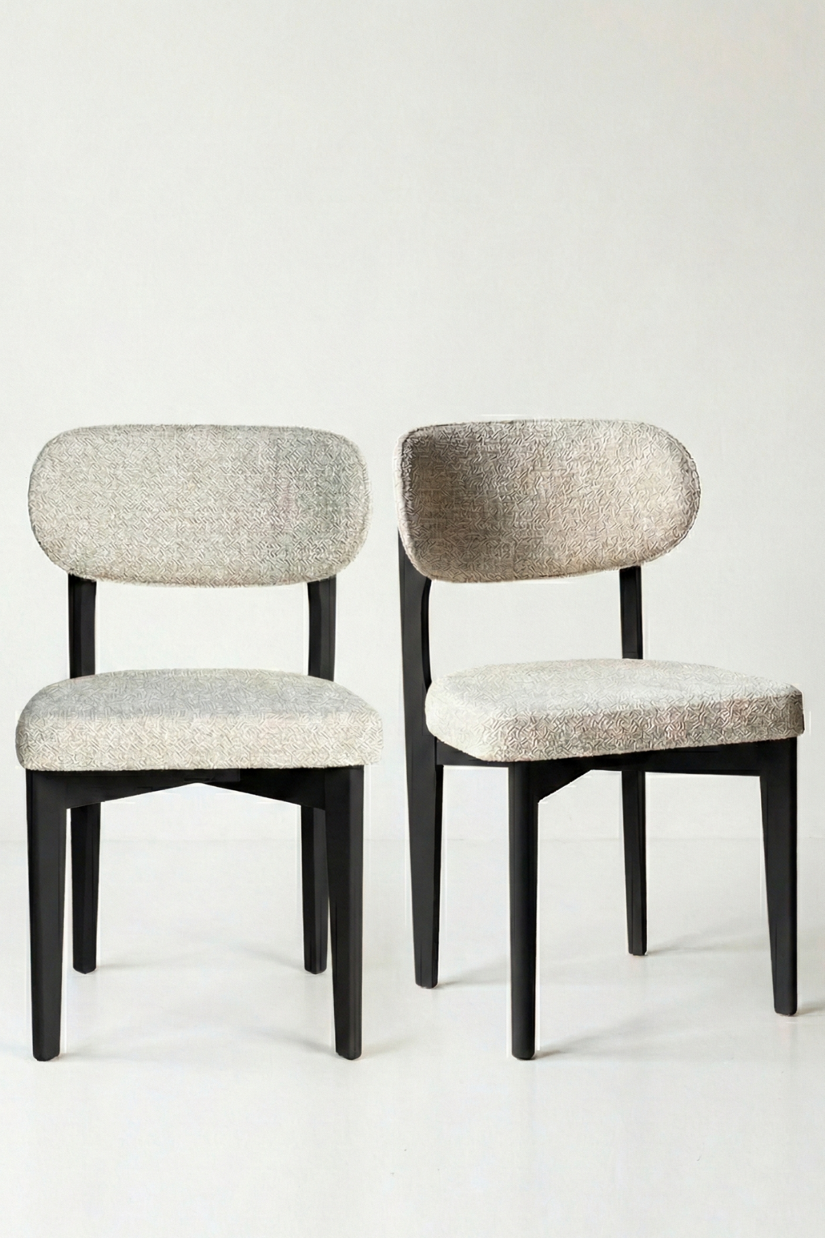 Cosmo Siyah Ahşap Döşemeli Sandalye 2'li Set 54x48x80 cm – Modern Kumaş Kaplı Yemek Odası & Mutfak Sandalyesi Takımı