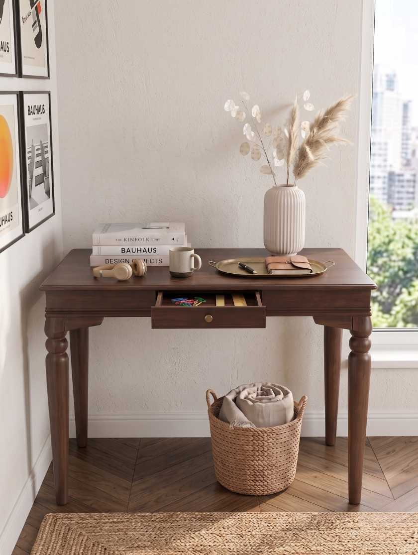 woodenbend, Elora Ceviz Çalışma Masası 70x110 cm | Klasik Ahşap Kayın Ayaklı Tek Çekmeceli Masa