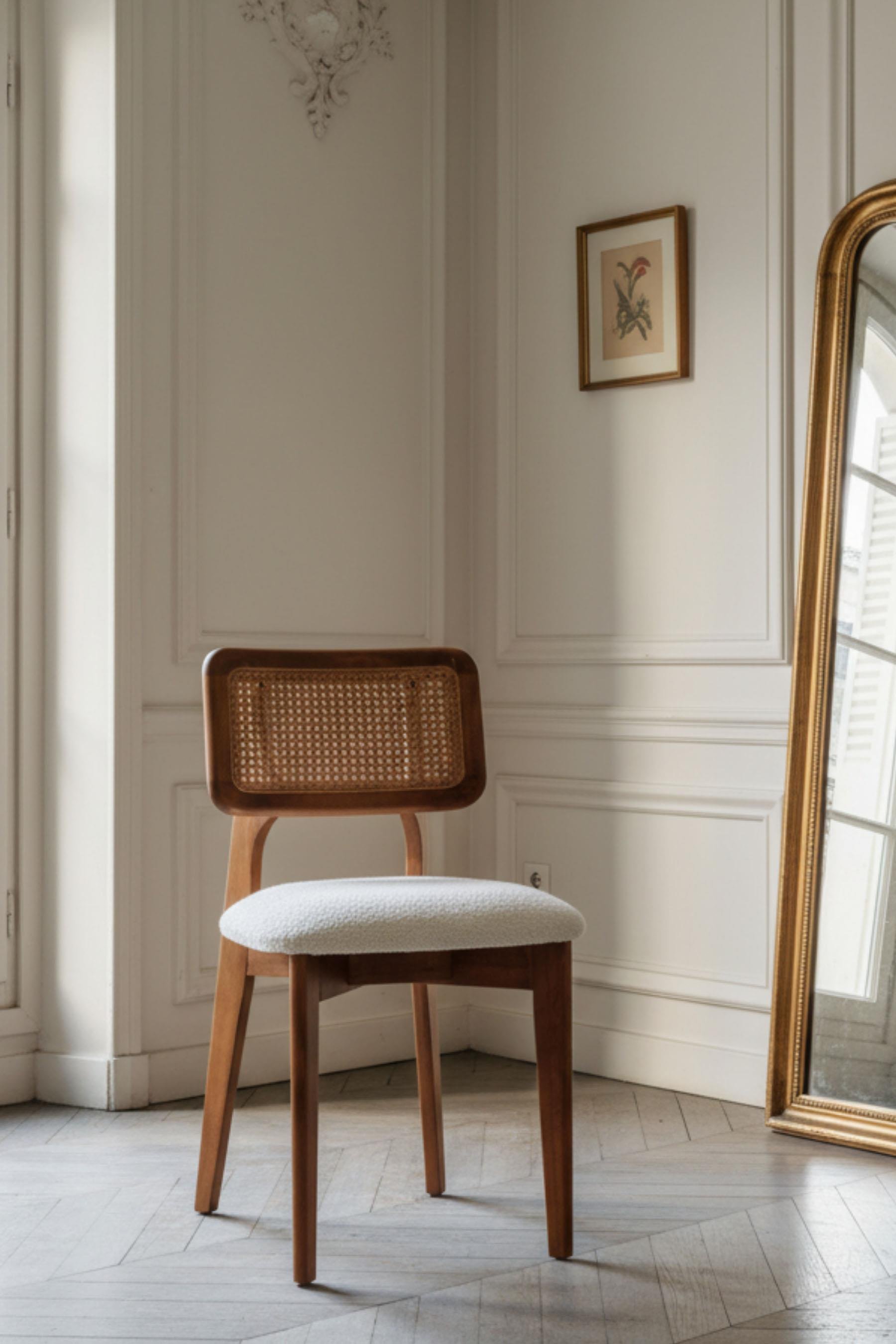 Woodenbend Elena Ceviz Ahşap Açılır Mutfak Masa Takımı 80x120 cm – Bench + 2 Hazeranlı Sandalyeli Vintage Masa Takımı