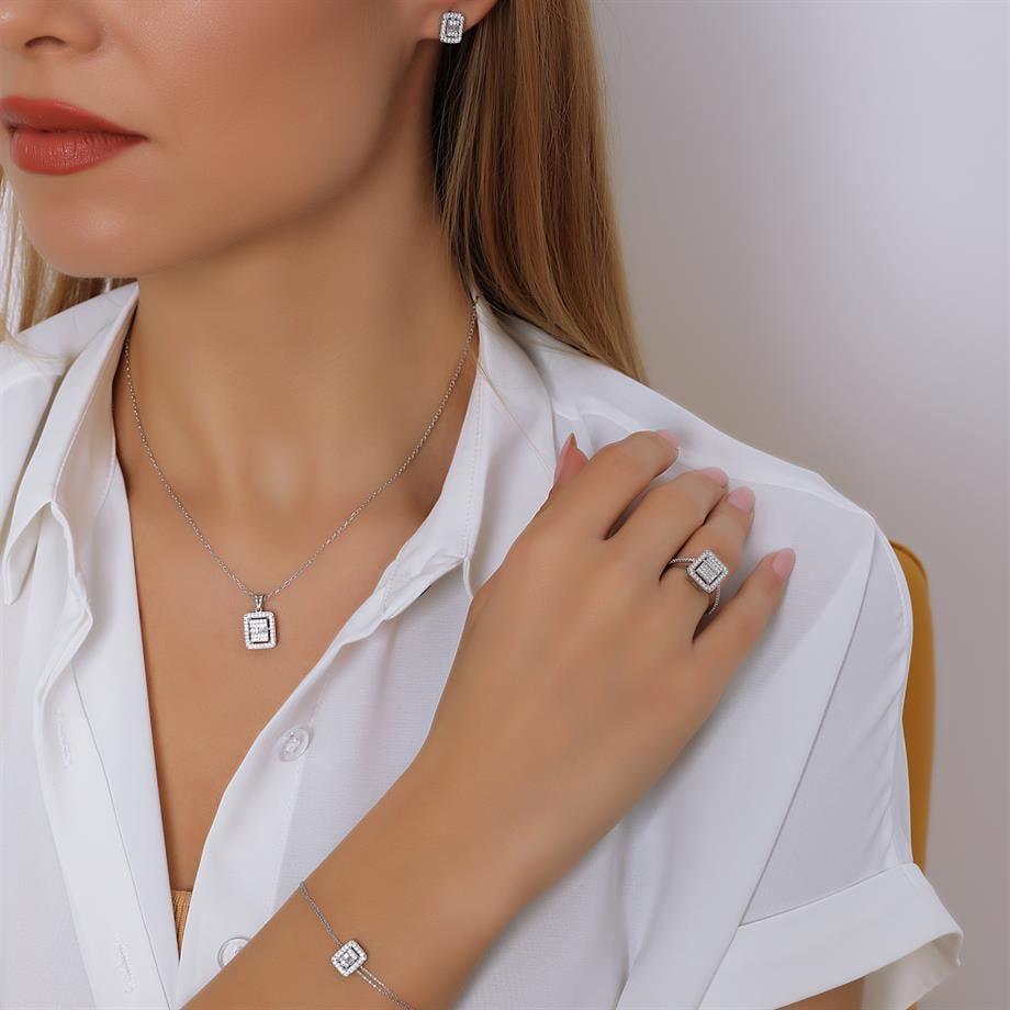 Pırlanta Montür  Baget Taşlı Çivili  Gümüş Mini Set