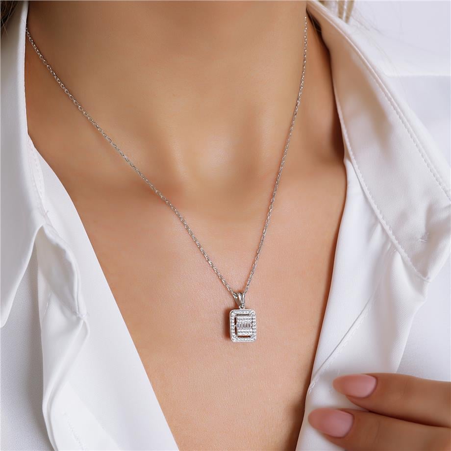 Pırlanta Montür  Baget Taşlı Gümüş Kolye