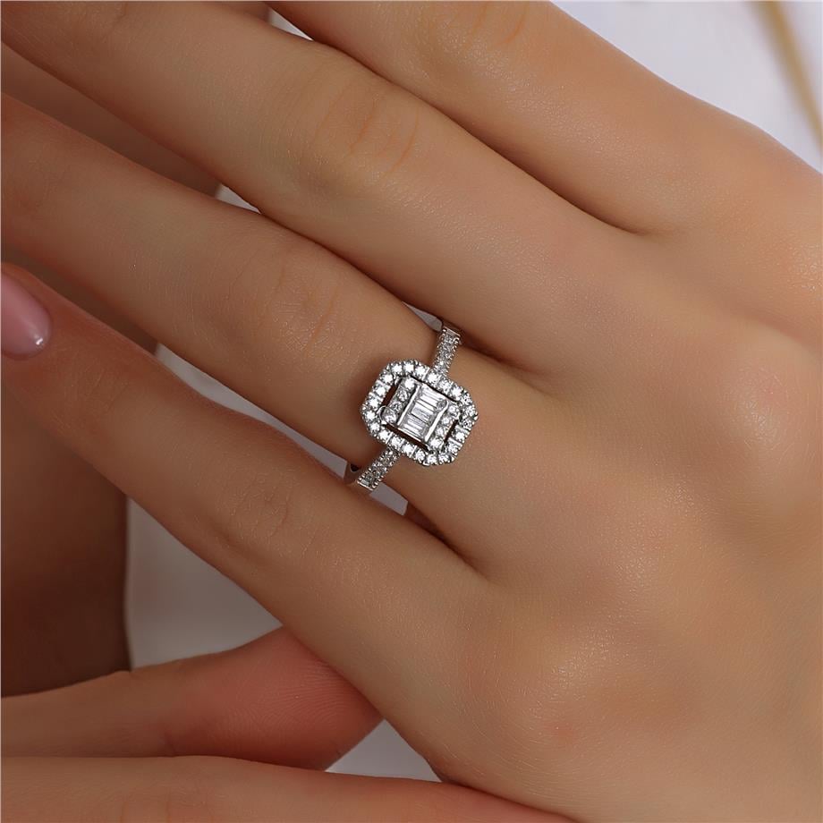 Pırlanta Montür  Baget Taşlı  Yüzük