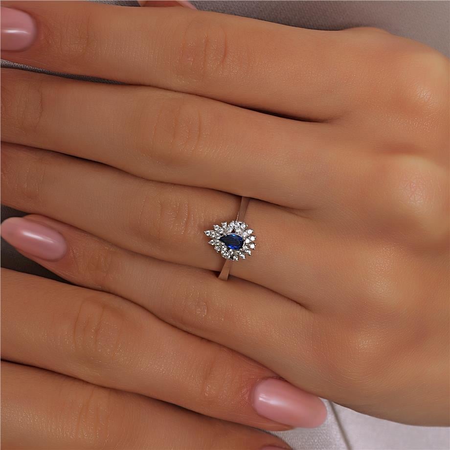 Pırlanta Montür Sentetik Damla Safir  Yüzük