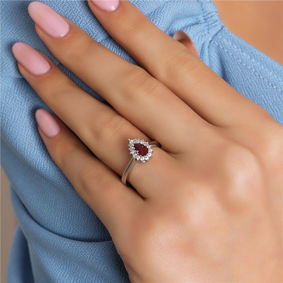 Pırlanta Montür Sentetik Damla Yakut  Yüzük