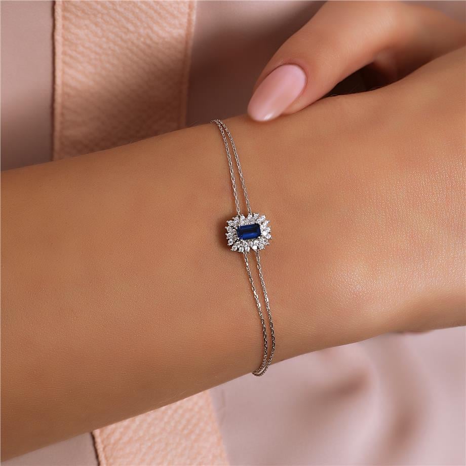 Pırlanta Montür Sentetik Emerald Safir  Kenar Taşlı Bileklik