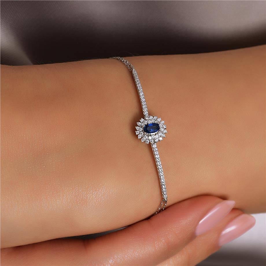 Pırlanta Montür Sentetik Oval Safir Bileklik