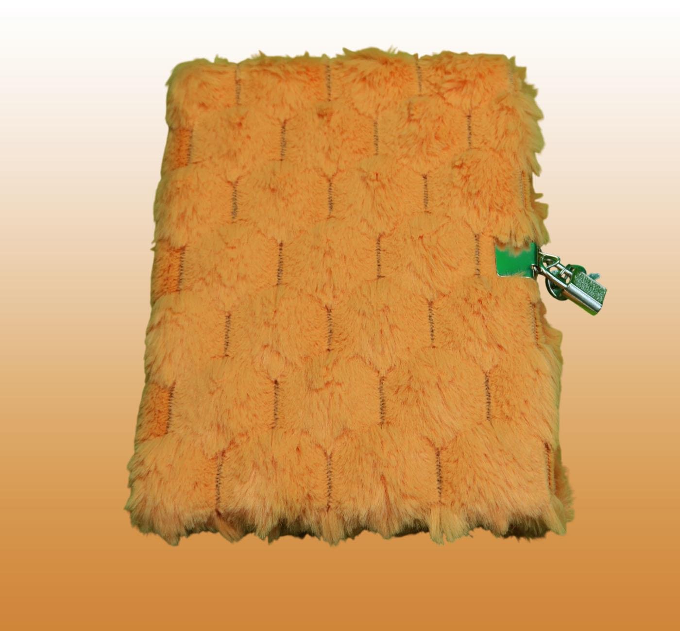 Bam 2117 80 Yaprak Çizgili Kilitli Peluş Defter x4