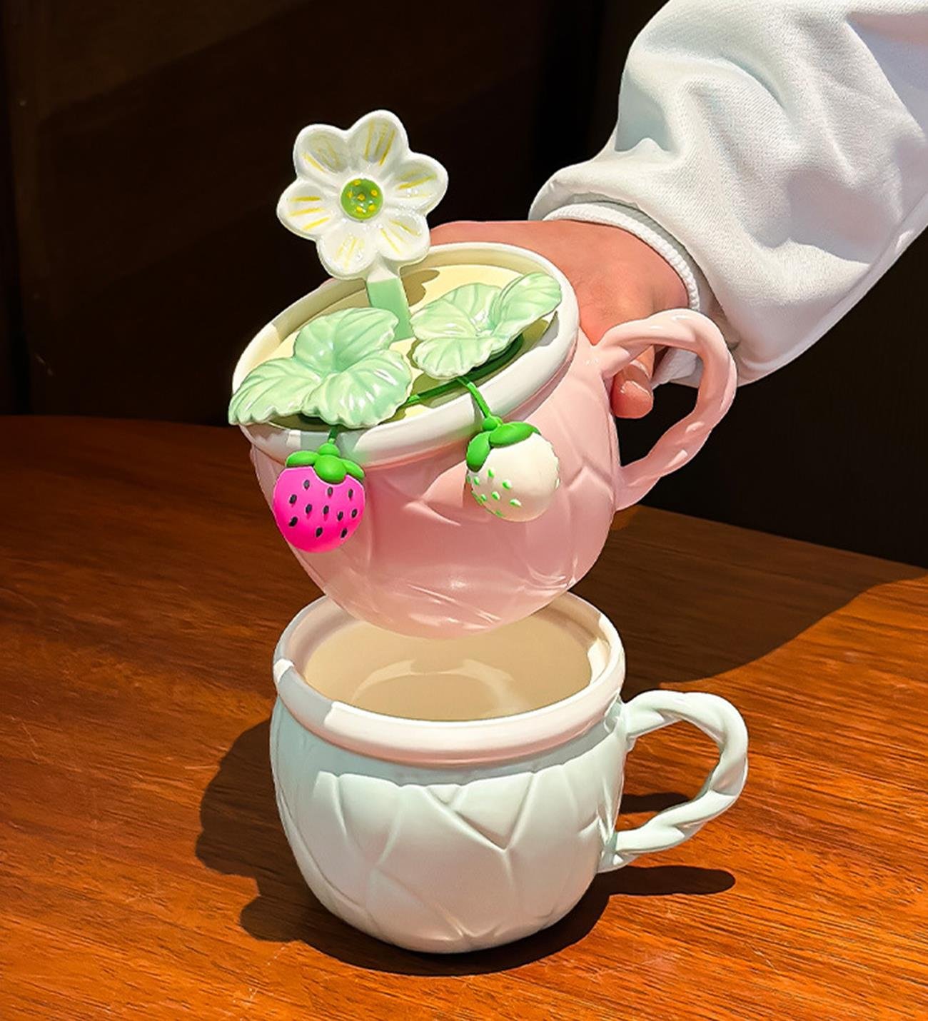 BM-1983 Seramik Kupa