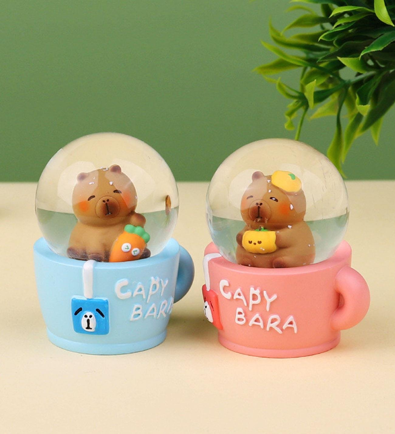 Capybara Kar Küresi Orta Boy