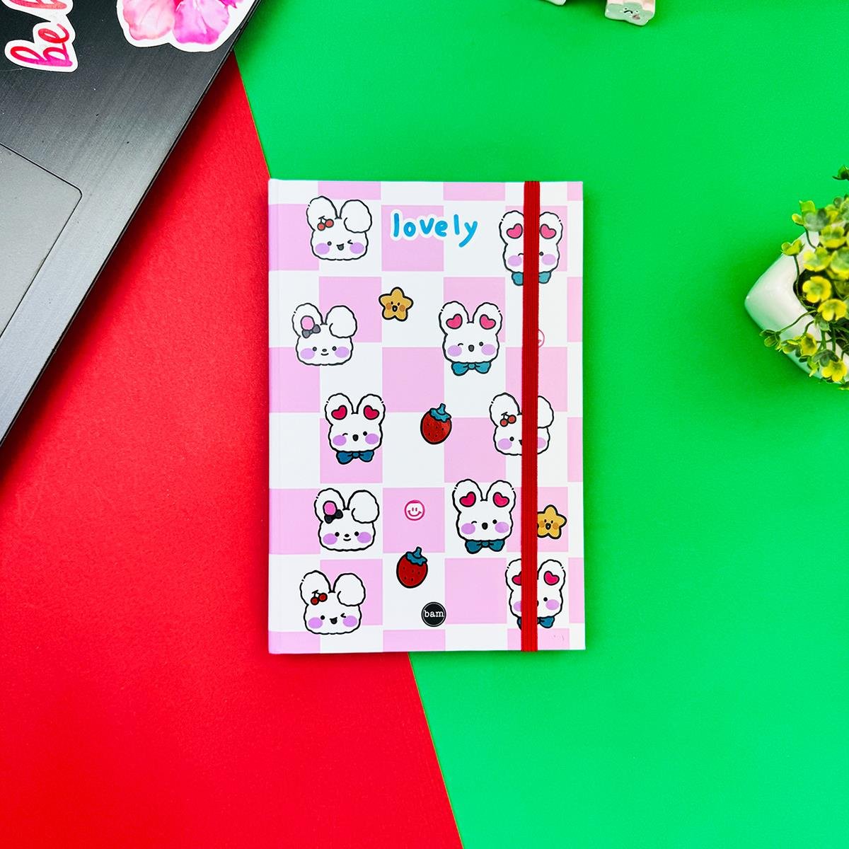 Çilekli Tavşan Tasarımlı Lastikli Defter