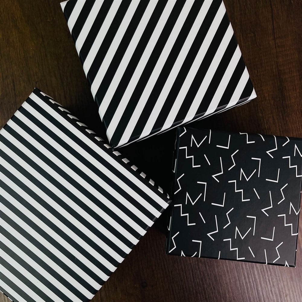 Çizgi Tasarımlı 3'lü Kutu