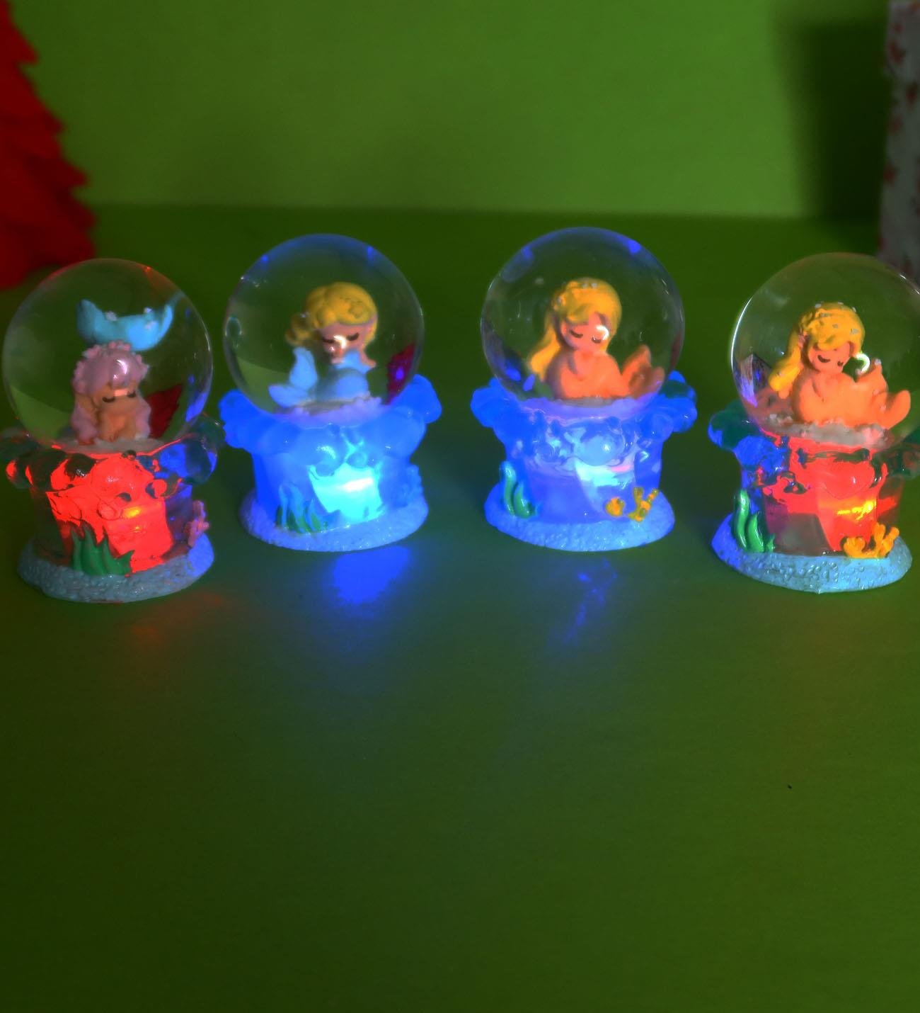 Işıklı Mini Kar Küresi