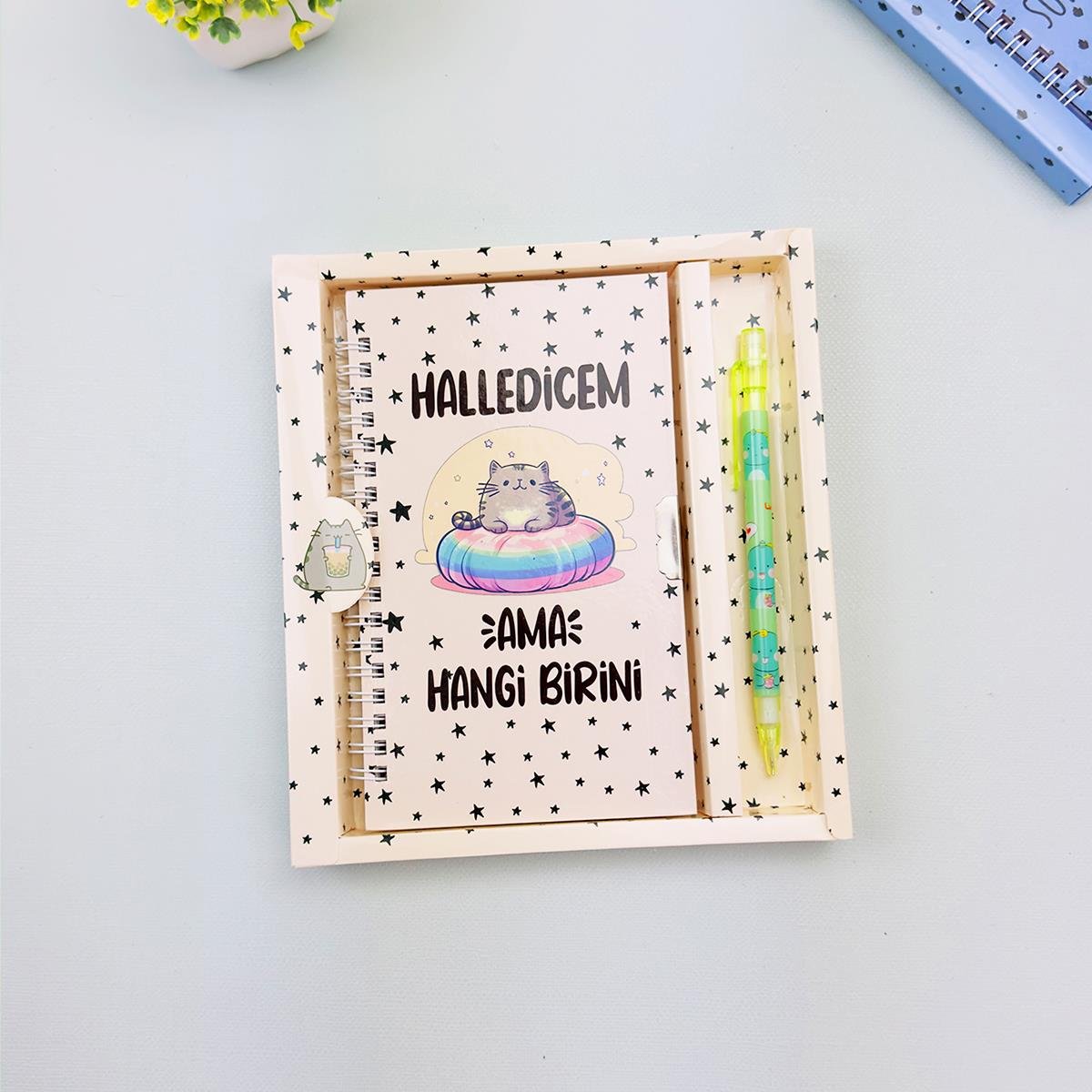 Kedi Mottolu Kilitli Defter