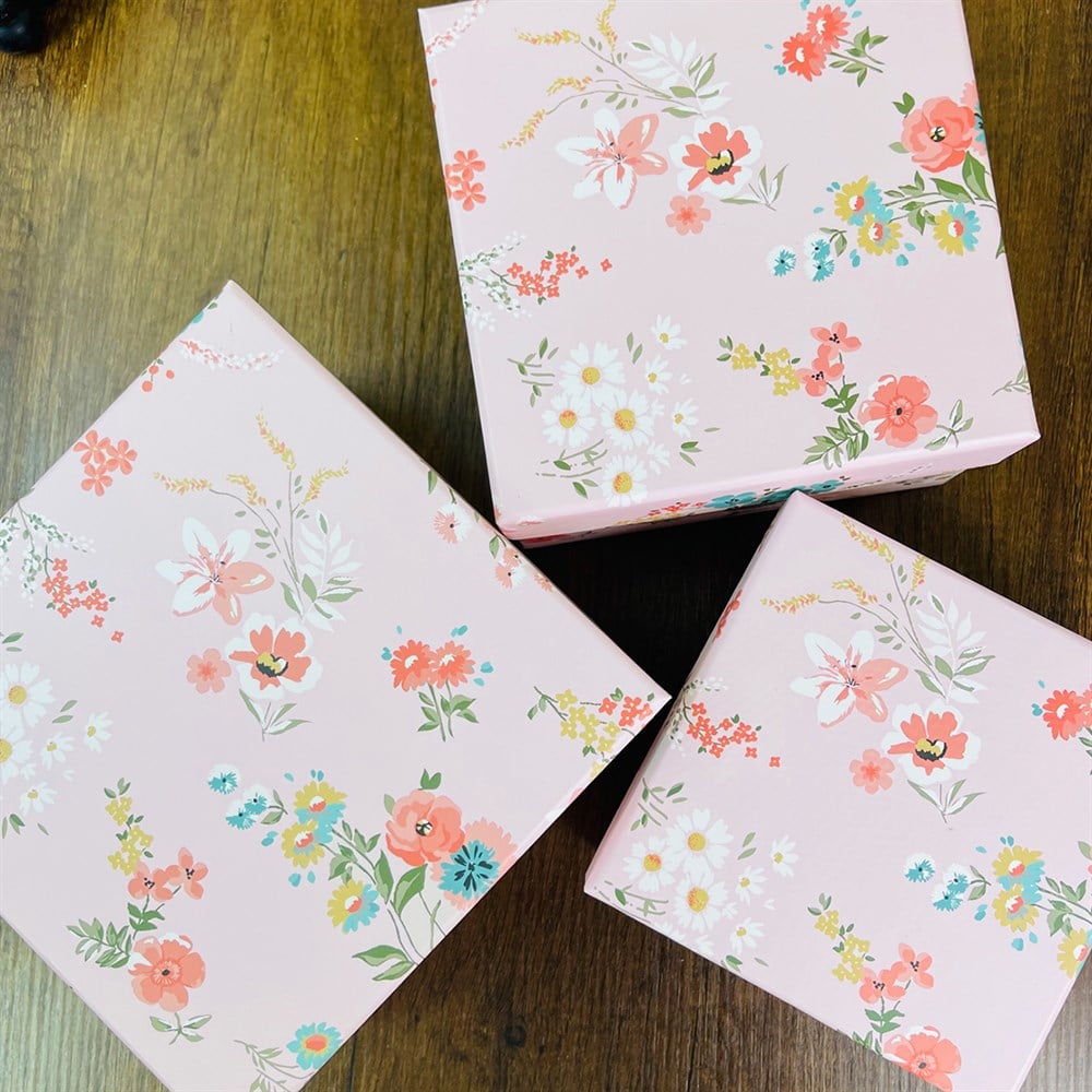 Pembe Çiçek Tasarımlı 3'lü Kutu