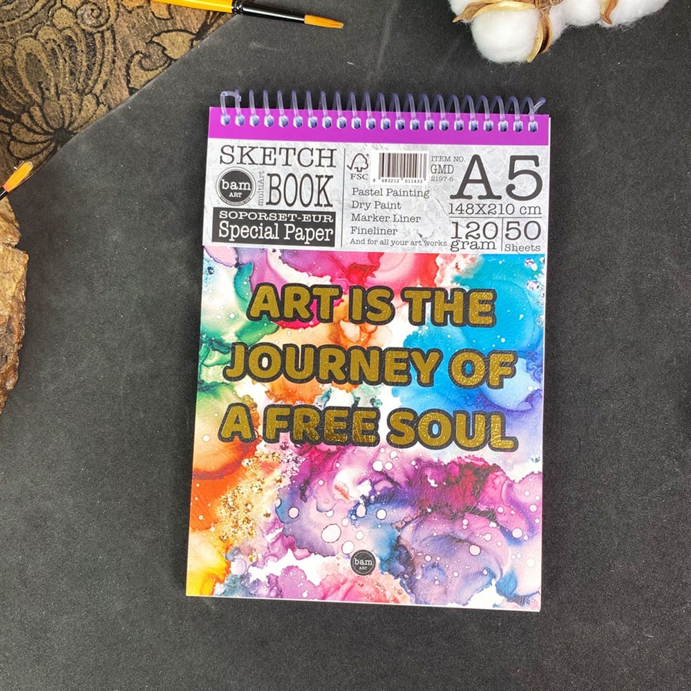 Sanat Özgür Ruhun Yolculuğudur Tasarımlı A5 Sketchbook