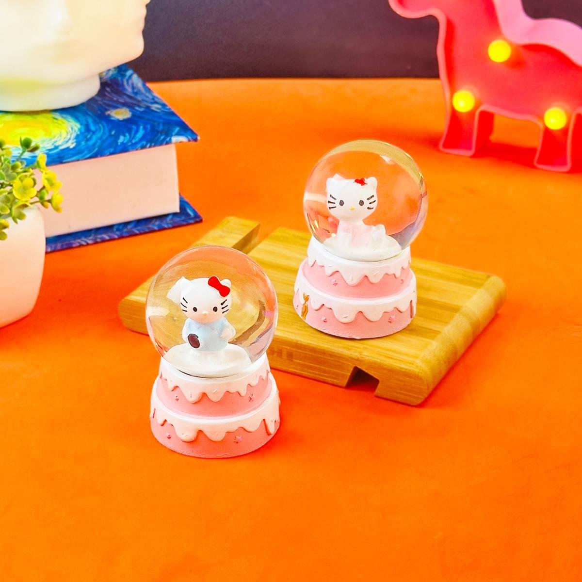 Tatlı Kedi Tasarımlı Mini Kar Küresi