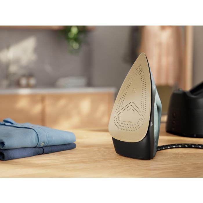 Electrolux E8ST2-8OG Buhar Kazanlı Ütü 