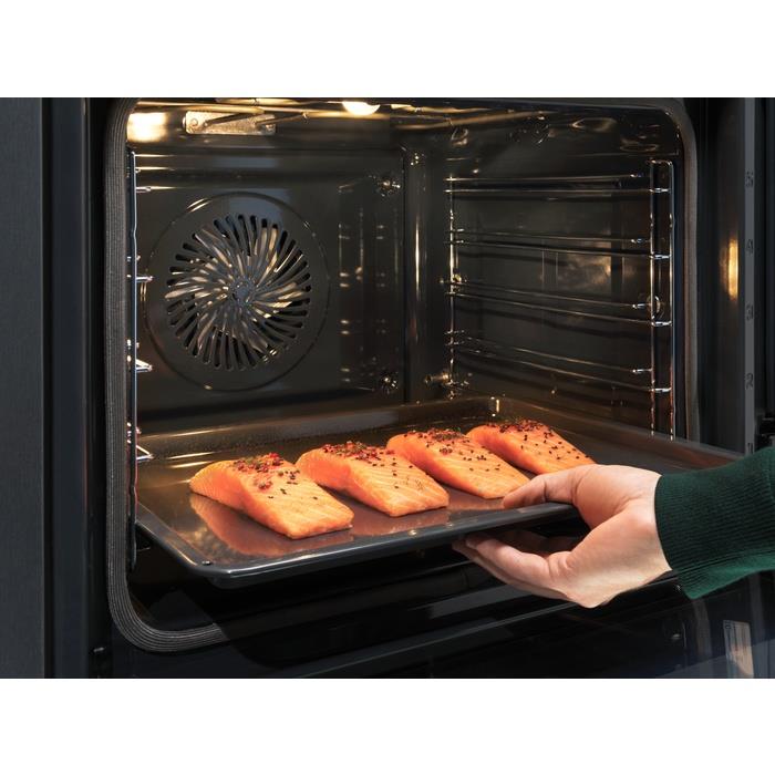 Electrolux EOB8S39WZ Tam Buharlı Ankastre Fırın