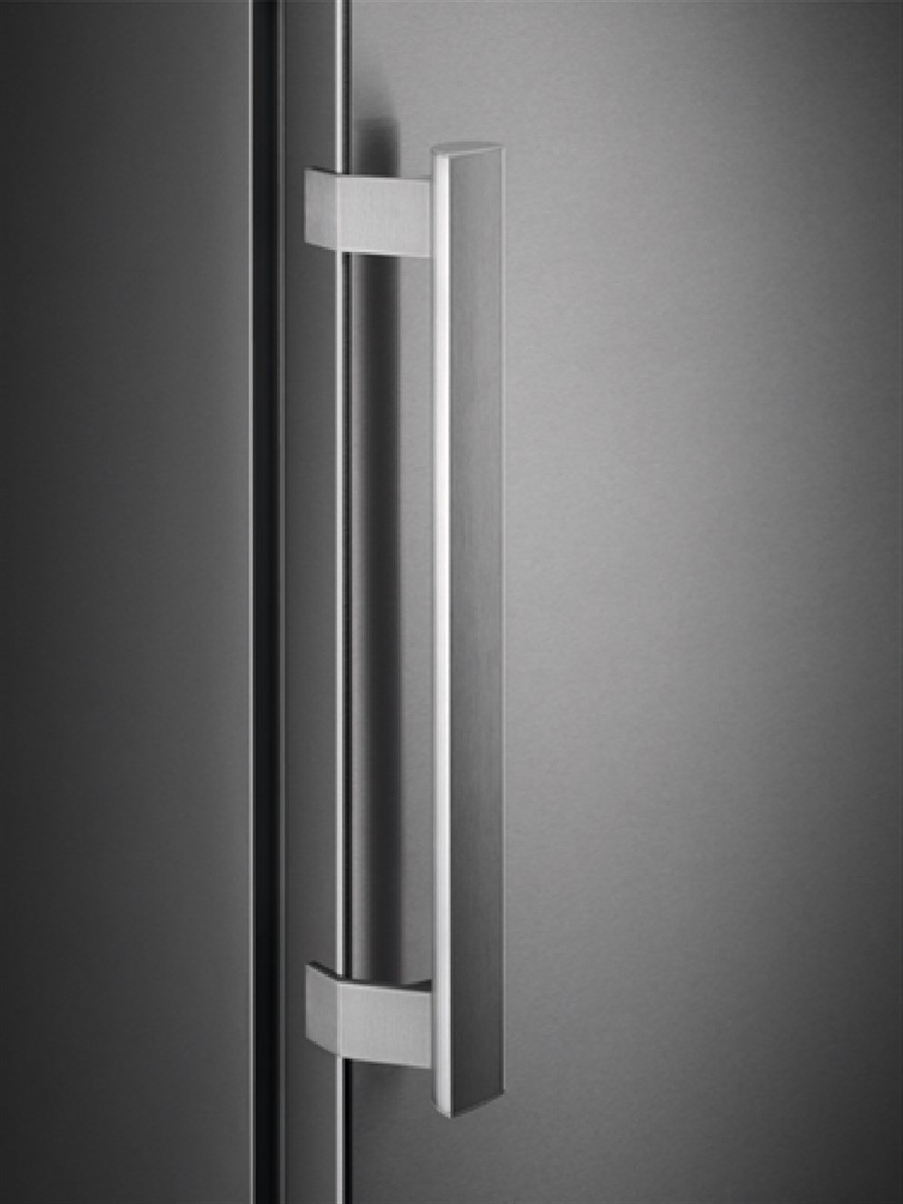 Electrolux Lut7Me28X2 Dikey Derin Dondurucu