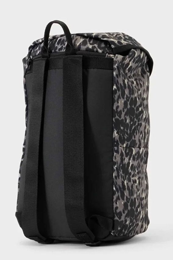 Puma Kadın Leopar Desenli Sırt Çantası Günlük Şehir ve Spor Çantası 14-15 L 09171811