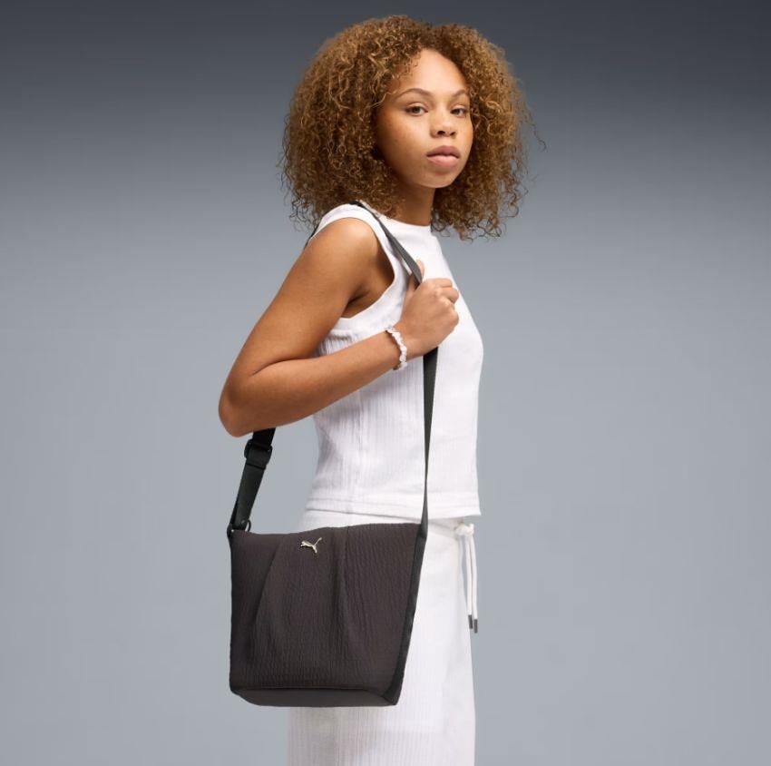Puma UP Zipped Bucket Bag Kadın Omuz Çantası 09218101 
