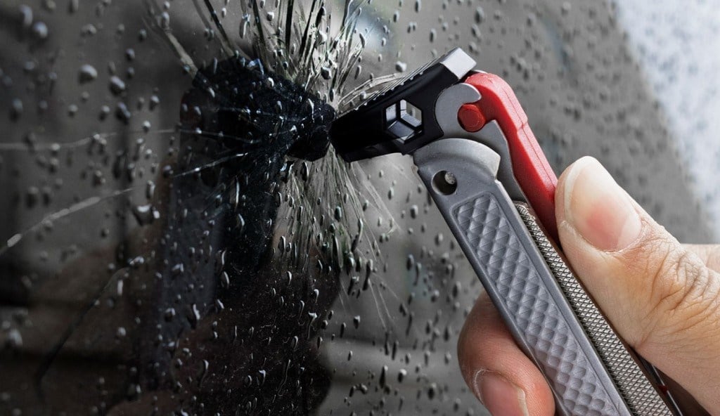 SwissTech 20-IN-1 Multi Tool 20'Sİ 1 Arada Çok Amaçlı Alet Pense ST021062