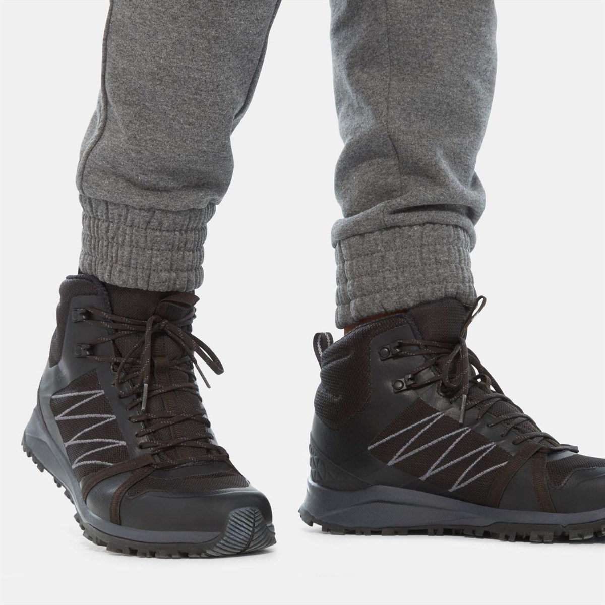 The North Face Litewave Fastpack II Mid Erkek Ayakkabı Siyah