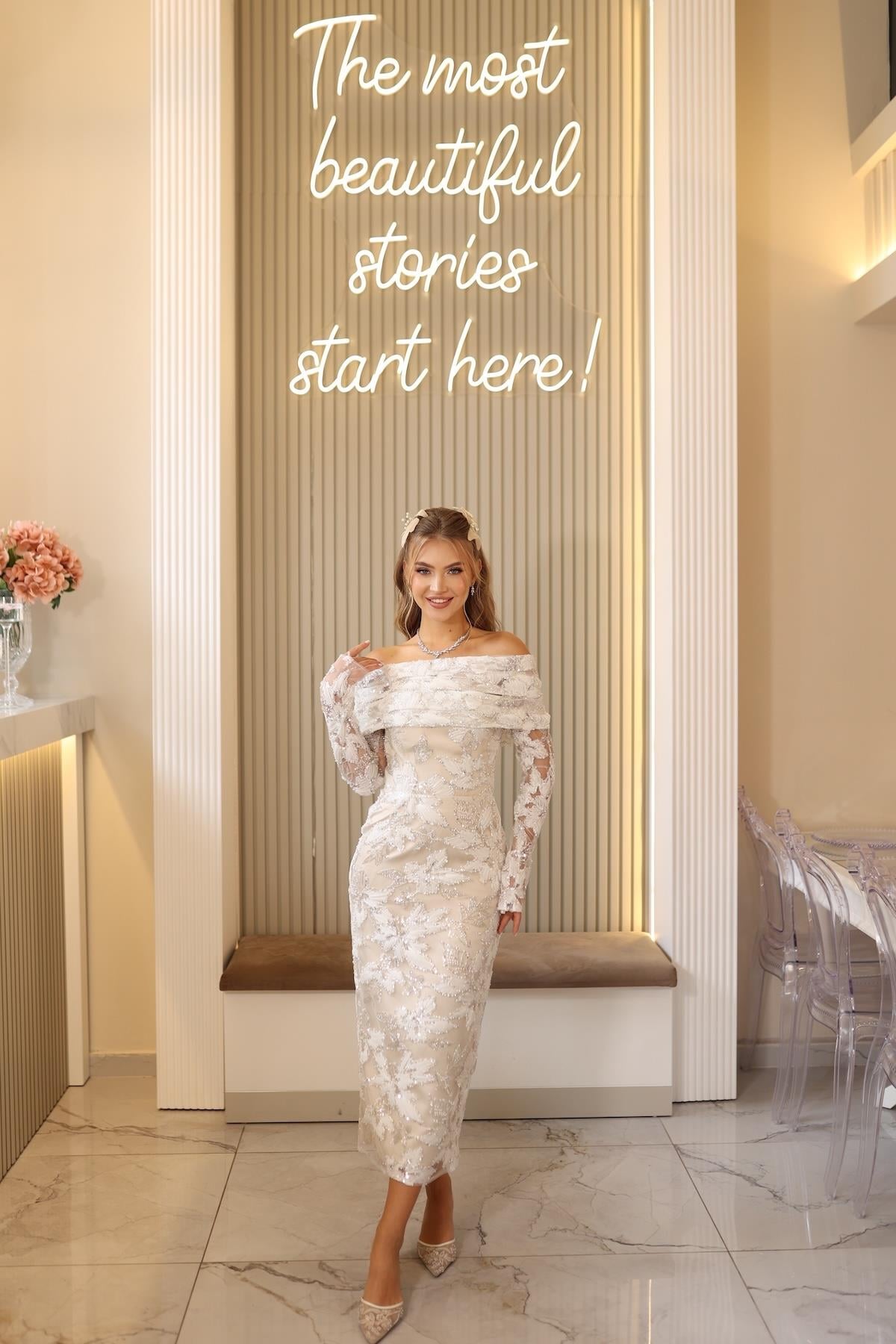 TheElsa | ARES KALEM BEYAZÖZEL ÜRETİM TASARIM ELBİSELERAres Kalem Beyaz Çiçekli Özel Tasarım Dantel Nişan Nikah Elbise
