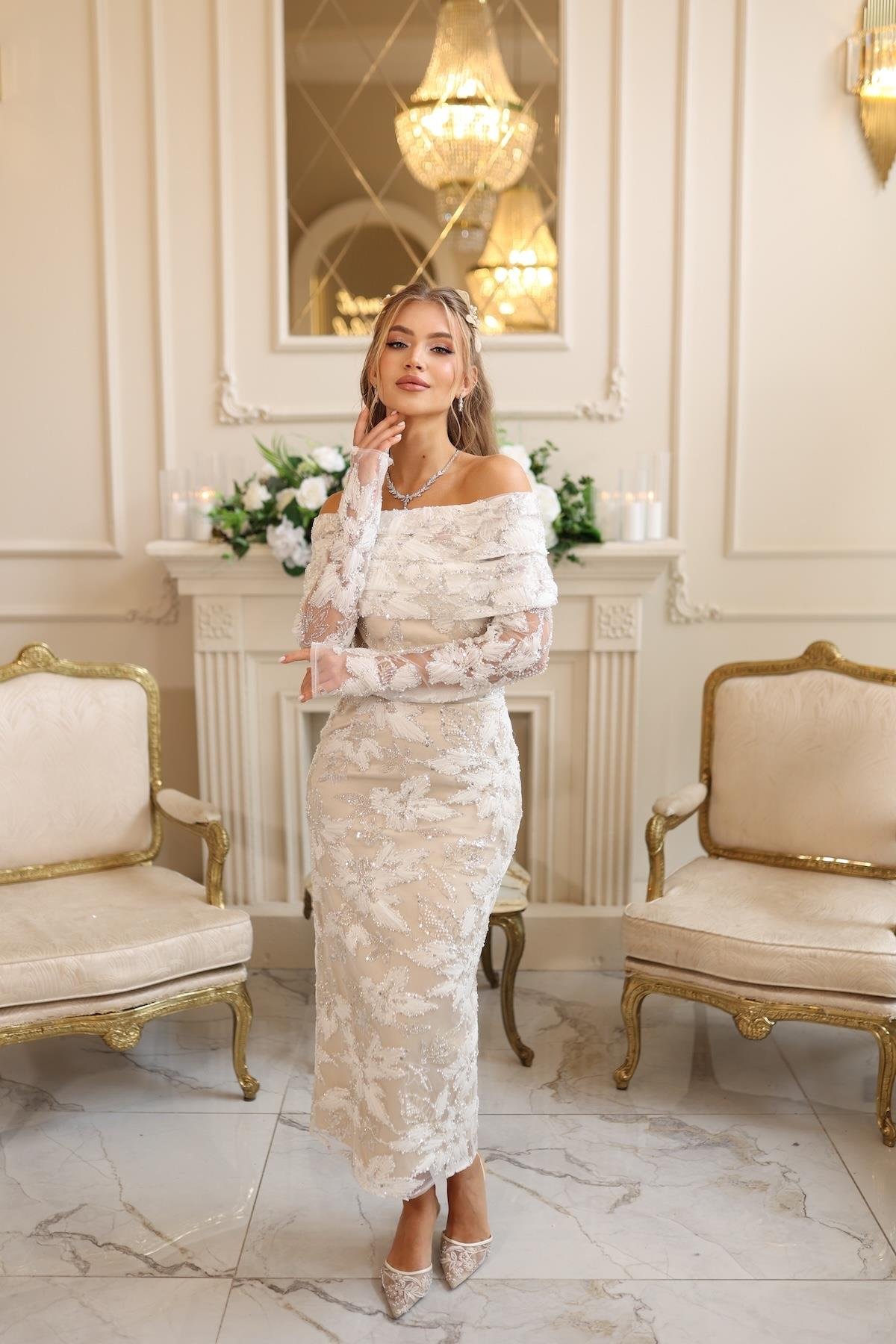 TheElsa | ARES KALEM BEYAZÖZEL ÜRETİM TASARIM ELBİSELERAres Kalem Beyaz Çiçekli Özel Tasarım Dantel Nişan Nikah Elbise
