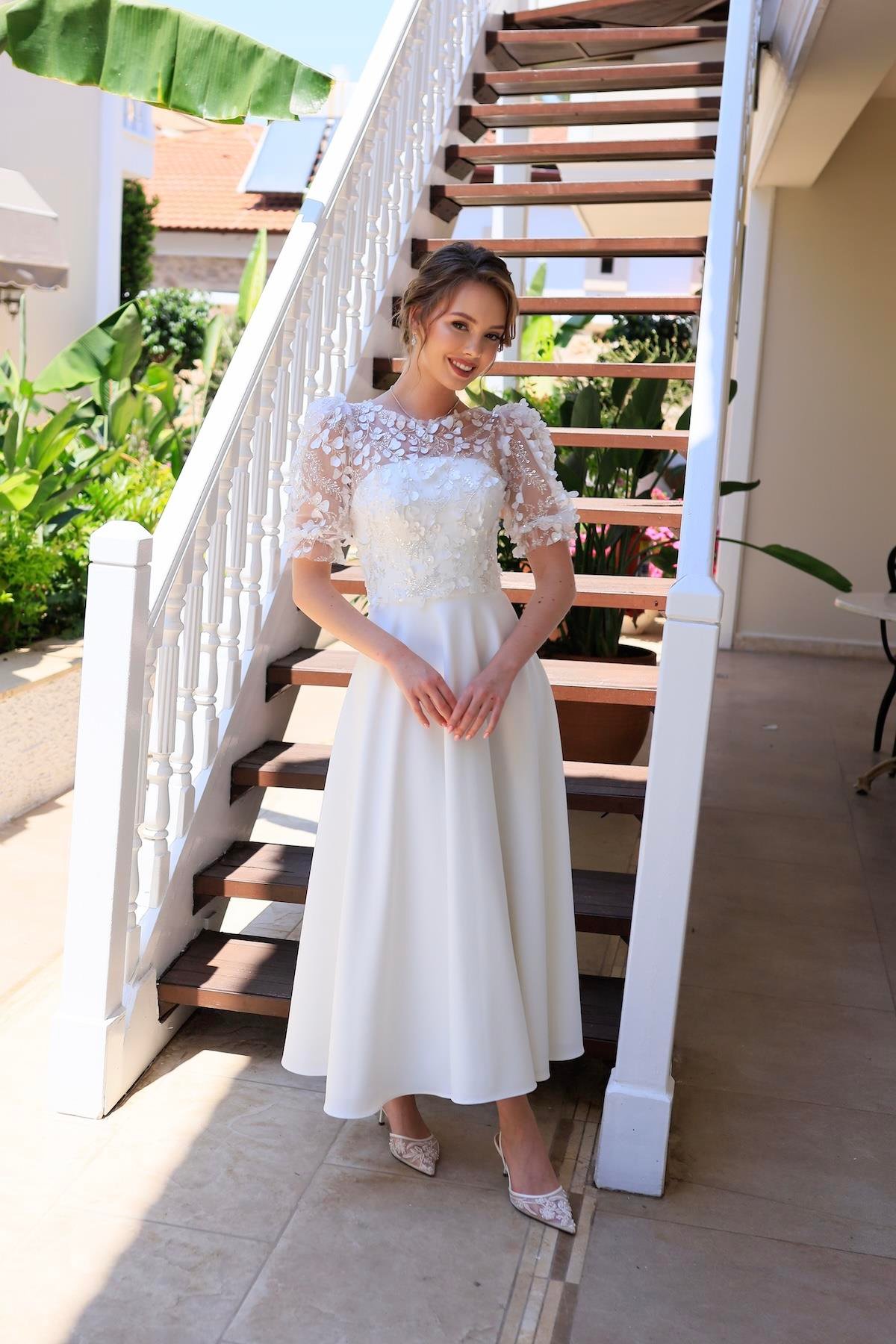 TheElsa | | Elena Prenses Beyaz Özel Tasarım Dantel Detaylı Nikah Nişan ElbisesiBEYAZ ELBİSELERElena Prenses Beyaz Özel Tasarım Dantel Detaylı Nikah Nişan Elbisesi