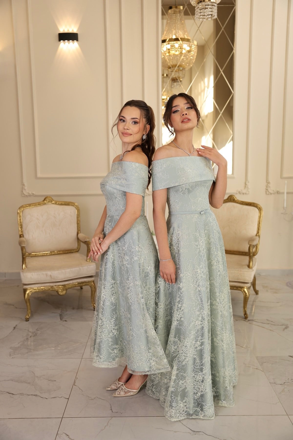 TheElsa | Galisia Prenses Yeşil Dantel Özel Tasarım Abiye ElbiseRENKLİ DANTEL ELBİSELERGalisia Prenses Yeşil Dantel Özel Tasarım Abiye Elbise