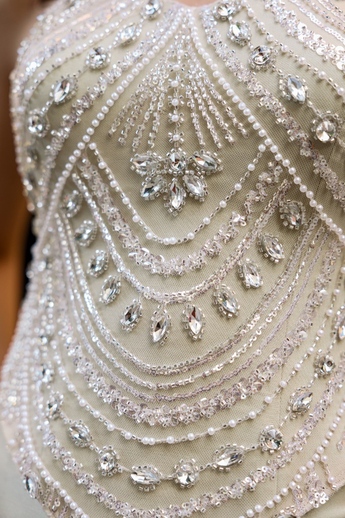 TheElsa | Hera Blair Kalp Yaka Yağ Yeşili Saten Balık Korse Etek Nikah Nişan Söz ElbisesiRENKLİ DANTEL ELBİSELERHera Blair Kalp Yaka Yağ Yeşili Saten Balık Korse Etek Nikah Nişan Söz Elbisesi